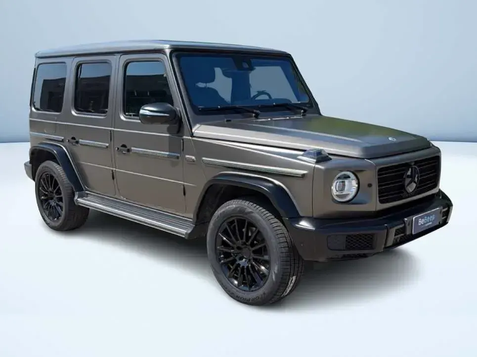 Usata Mercedes G400 AMG line 330 CV (242 kW) 2022 Grigio SUV