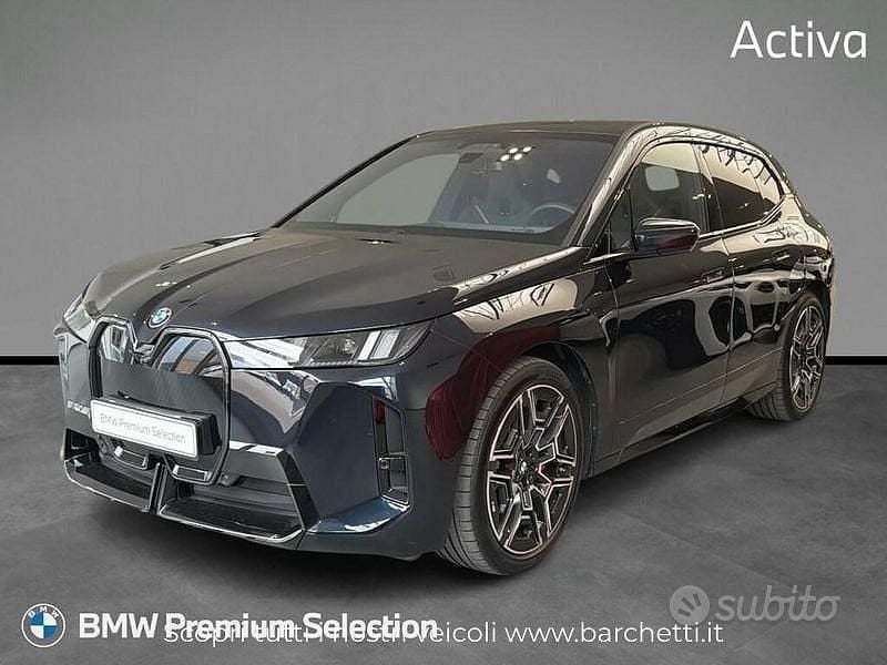 Usata BMW iX M Sport 400 kW (544 CV) 2025 Nero SUV
