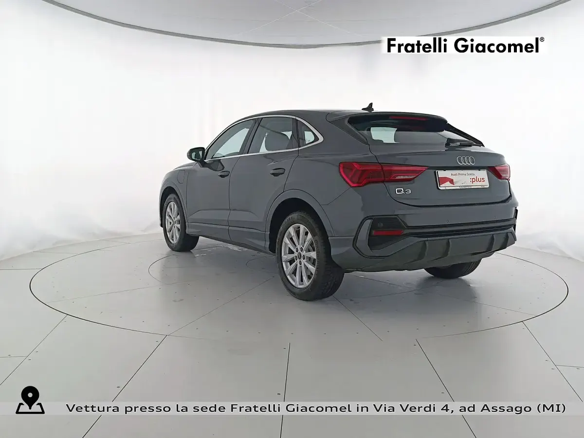 Usata Audi Q3 Sportback Business Plus 245 CV (180 kW) 2023 Grigio atomico metallizzato SUV