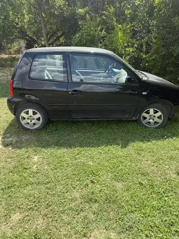 Usata VW Lupo 75 CV (55 kW) 2001 Nero Utilitaria