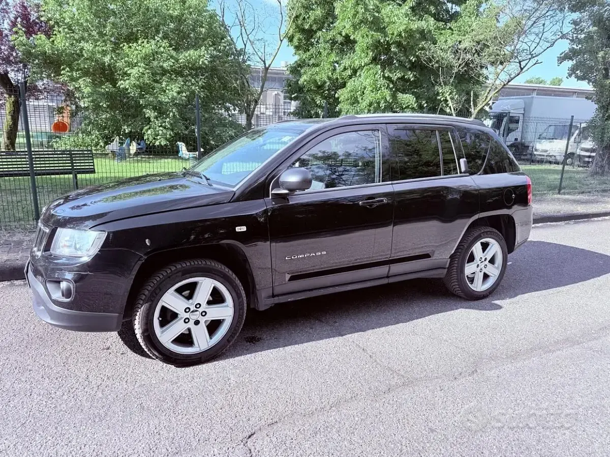 Usata Jeep Compass 163 CV (119 kW) 2011 Blu SUV