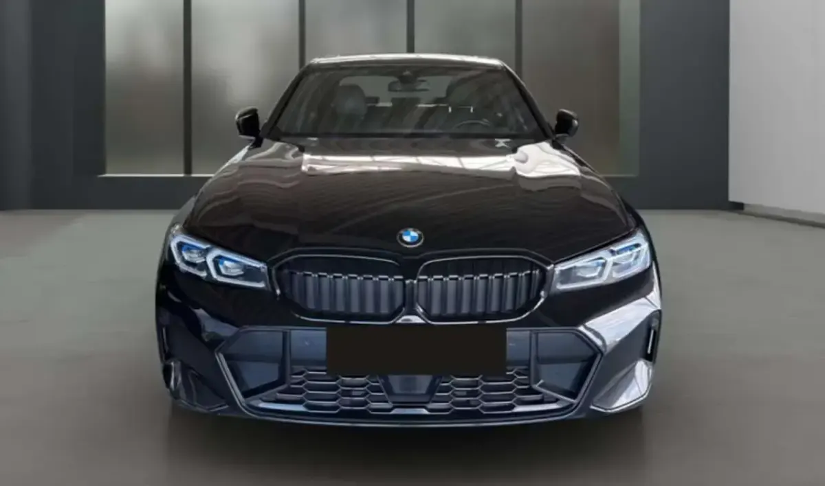 Usata BMW 330 M Sport 245 CV (180 kW) 2023 Nero Berlina