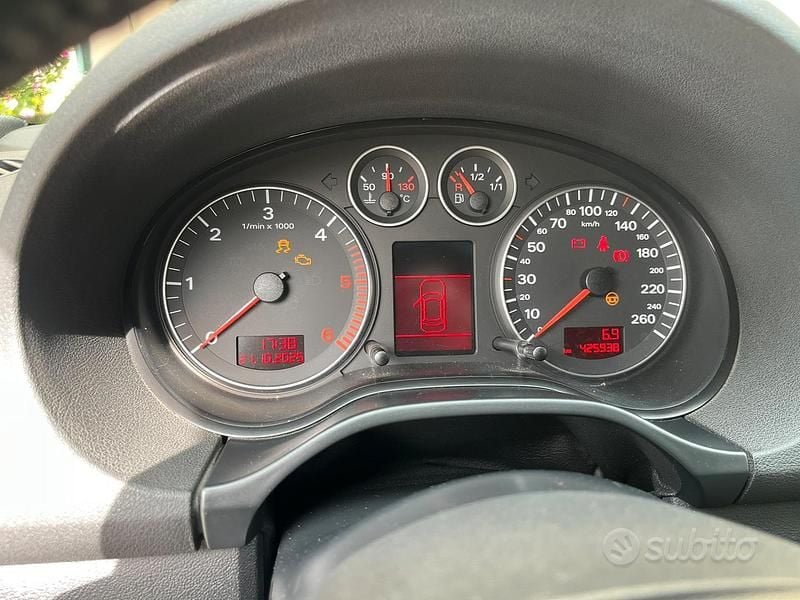 Usata Audi A3 S-Line 140 CV (102 kW) 2005 Nero Utilitaria