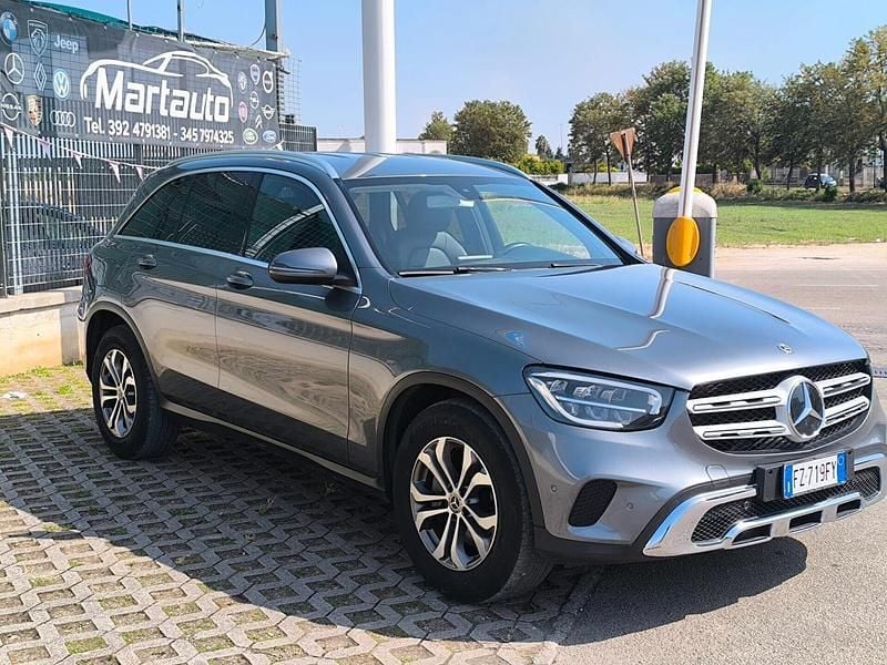 Usata Mercedes GLC220 194 CV (142 kW) 2019 Grigio SUV