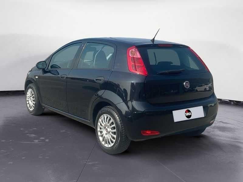 Usata Fiat Punto Street 69 CV (50 kW) 2018 Nero Utilitaria