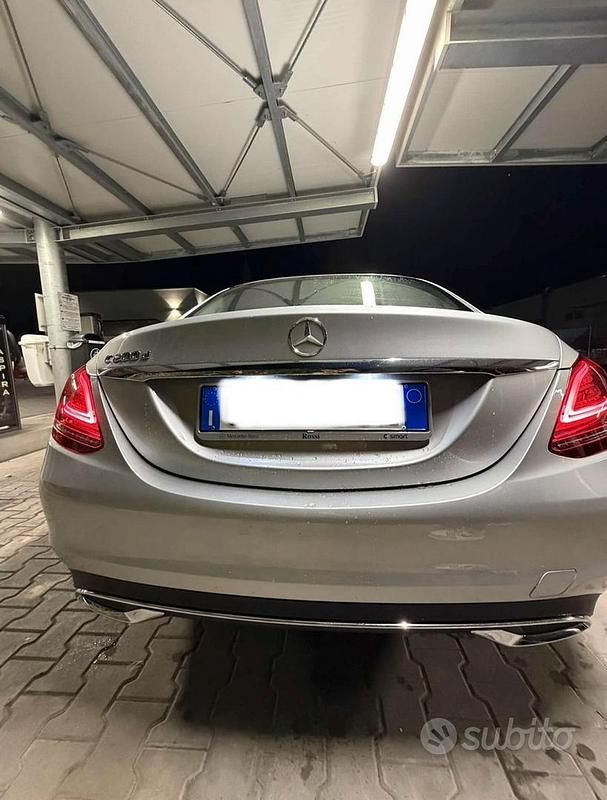 Usata Mercedes C200 160 CV (117 kW) 2020 Grigio Berlina