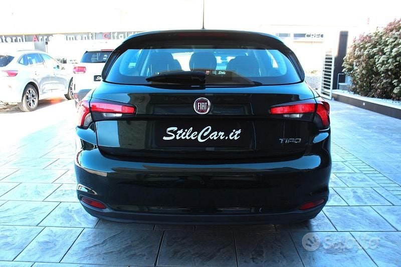 Usata Fiat Tipo Business 120 CV (88 kW) 2020 Verde Berlina