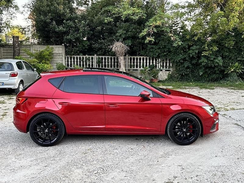 Usata Seat Leon 190 CV (139 kW) 2019 Rosso Berlina