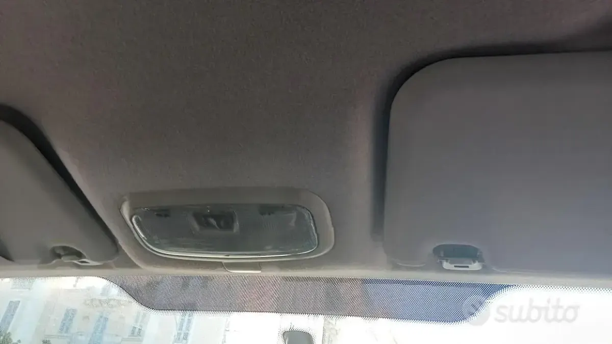Usata Ford Fusion 80 CV (58 kW) 2006 Blu Utilitaria