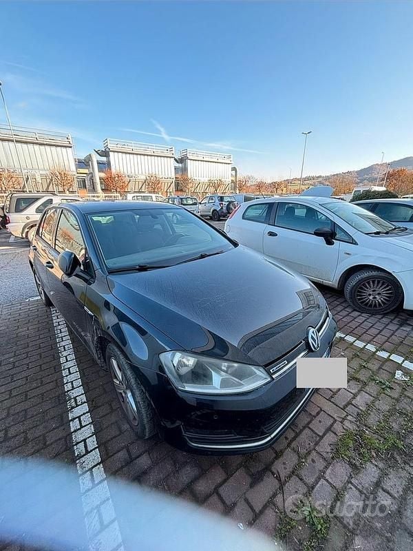Usata VW Golf VII Highline 110 CV (80 kW) 2014 Nero Berlina