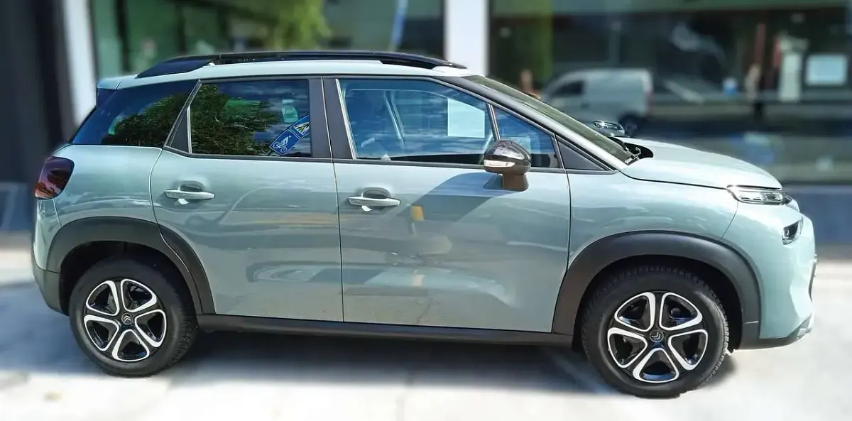 Usata Citroën C3 Aircross Feel 120 CV (88 kW) 2022 Kaky green SUV