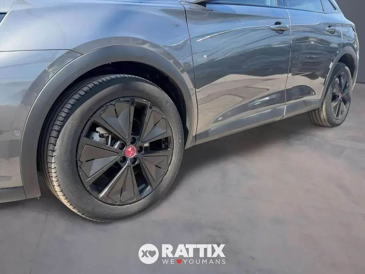 Usata DS Automobiles DS7 Crossback Performance Line Plus 224 CV (164 kW) 2023 Grigio platino SUV