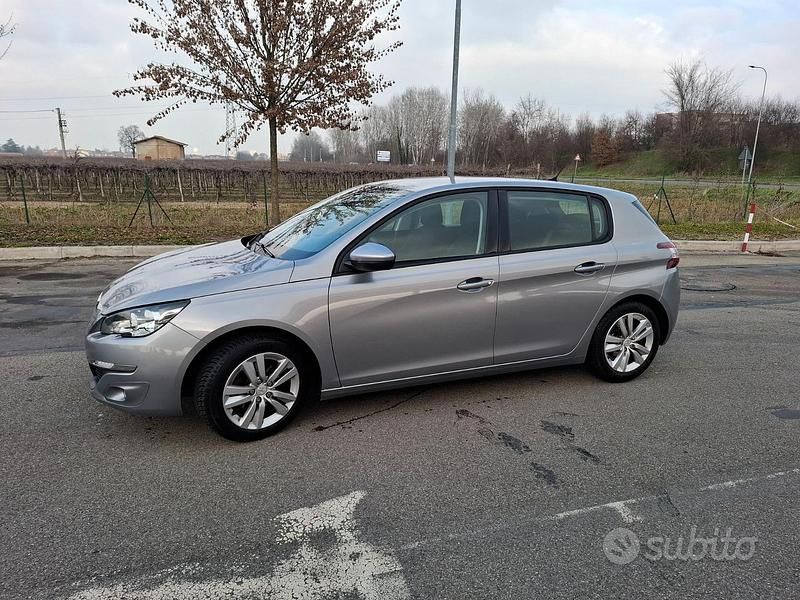 Usata Peugeot 308 Business-Line 2014 Grigio Berlina