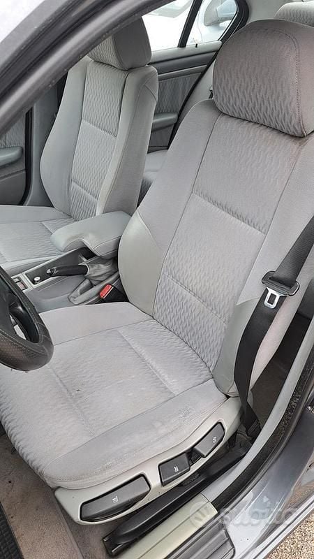 Usata BMW 320 136 CV (100 kW) 1999 Berlina