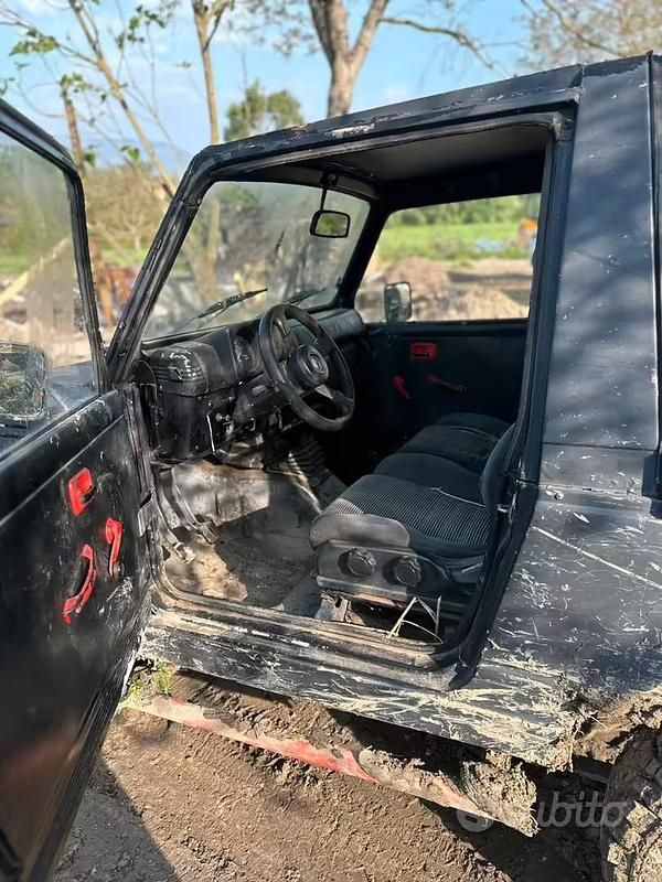 Usata Suzuki Samurai 1983 Nero SUV