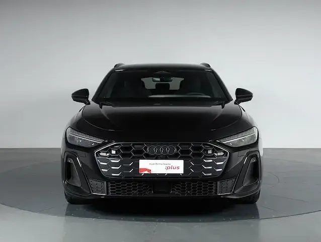 Nuova Audi A5 S-Line 204 CV (150 kW) 2025 Nero mythos metallizzato Station wagon