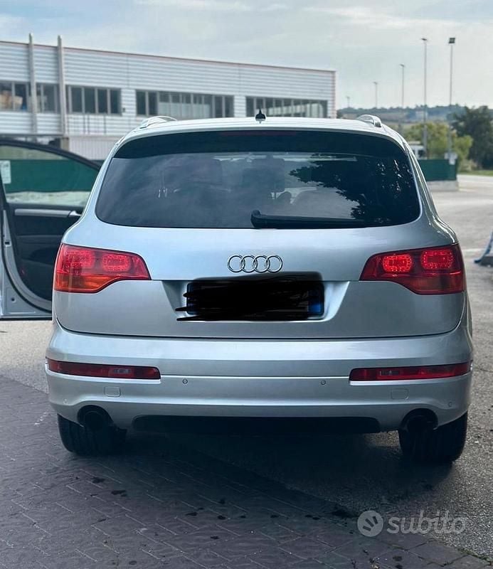 Usata Audi Q7 S-Line 233 CV (171 kW) 2007 Grigio SUV