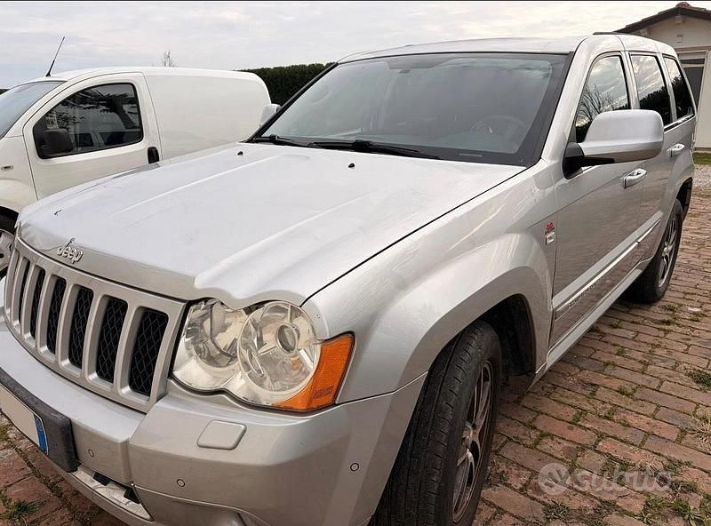 Usata Jeep Grand Cherokee Limited 218 CV (160 kW) 2010 Argento SUV