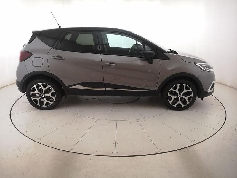 Usata Renault Captur 90 CV (66 kW) 2019 Grigio SUV