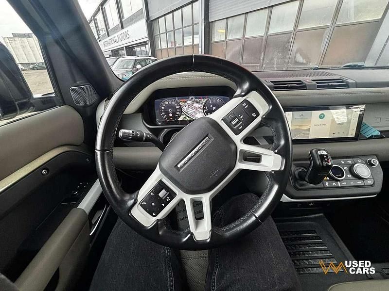 Usata Land Rover Defender First Edition 250 CV (183 kW) 2021 Verde SUV