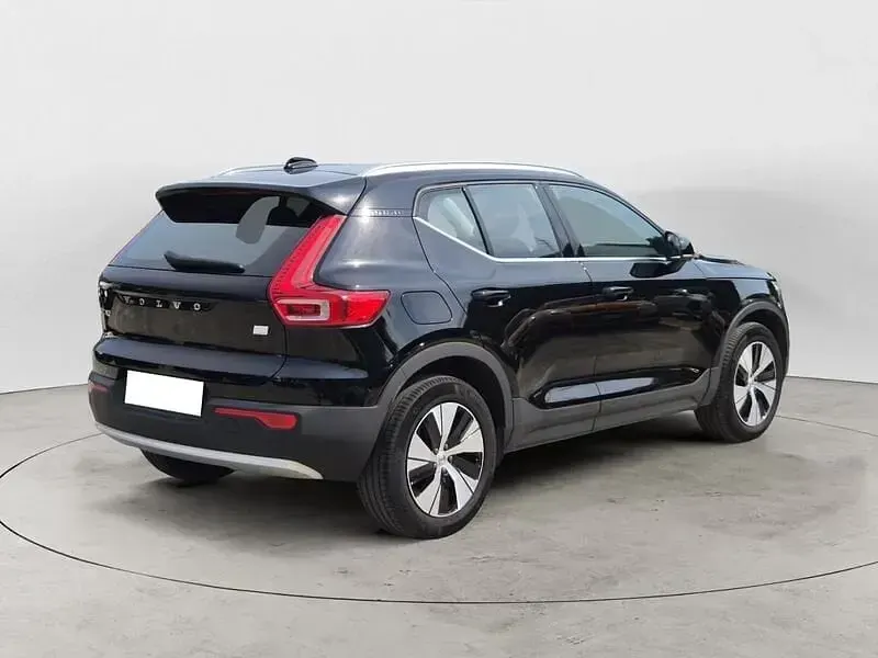 Usata Volvo XC40 211 CV (155 kW) 2023 Nero SUV