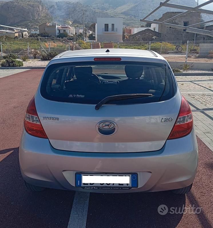 Usata Hyundai i20 2010 Grigio Utilitaria
