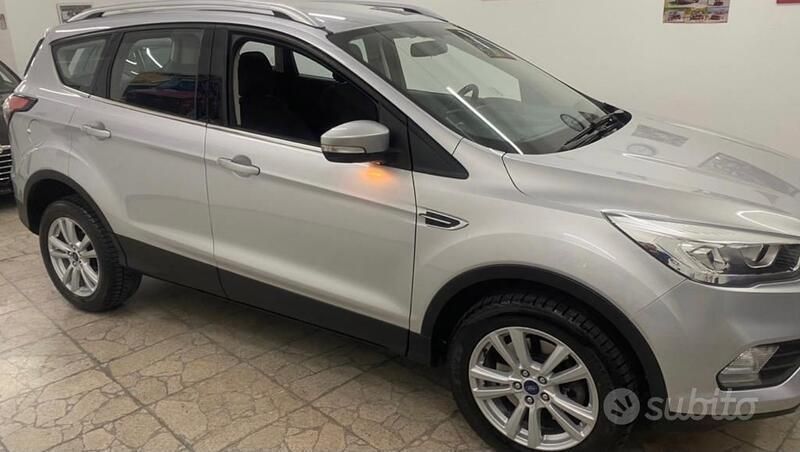 Usata Ford Kuga 120 CV (88 kW) 2018 SUV