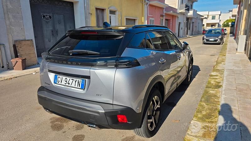 Usata Peugeot 2008 130 CV (95 kW) 2025 Grigio SUV