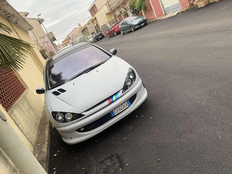 Usata Peugeot 206 60 CV (44 kW) 2003 Berlina