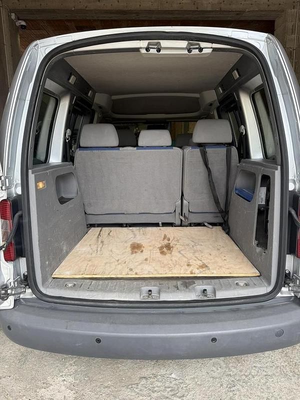 Usata VW Caddy 105 CV (77 kW) 2007 Monovolume