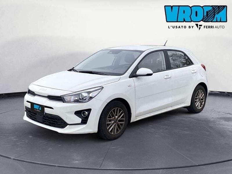 Usata Kia Rio Style 84 CV (61 kW) 2023 Bianco Berlina