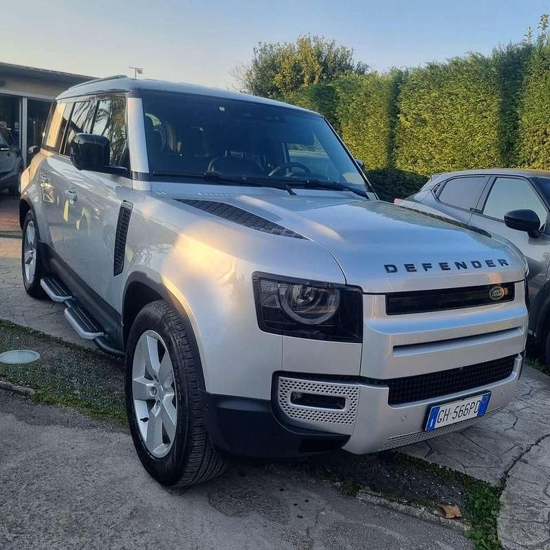 Usata Land Rover Defender SE 200 CV (147 kW) 2022 Grigio SUV