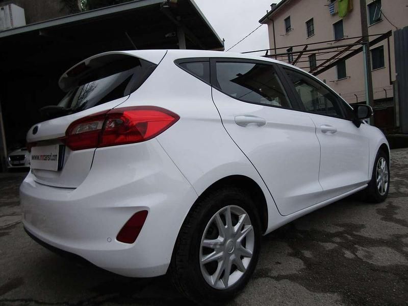 Usata Ford Fiesta 86 CV (63 kW) 2019 Bianco Berlina
