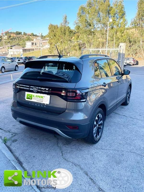 Usata VW T-Cross Style 95 CV (69 kW) 2019 Grigio SUV