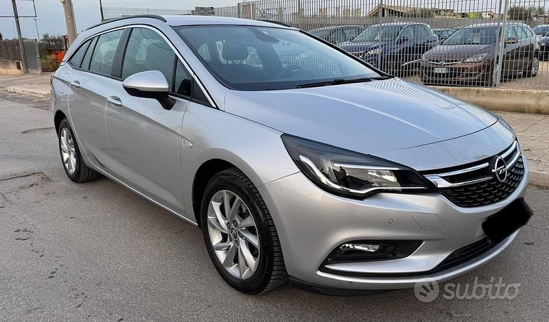 Usata Opel Astra Business 110 CV (80 kW) 2019 Grigio Station wagon