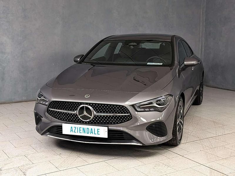 Grigio Usata 2024 Mercedes CLA180 Advanced Berlina | 32.890 € - Immagine 1/3