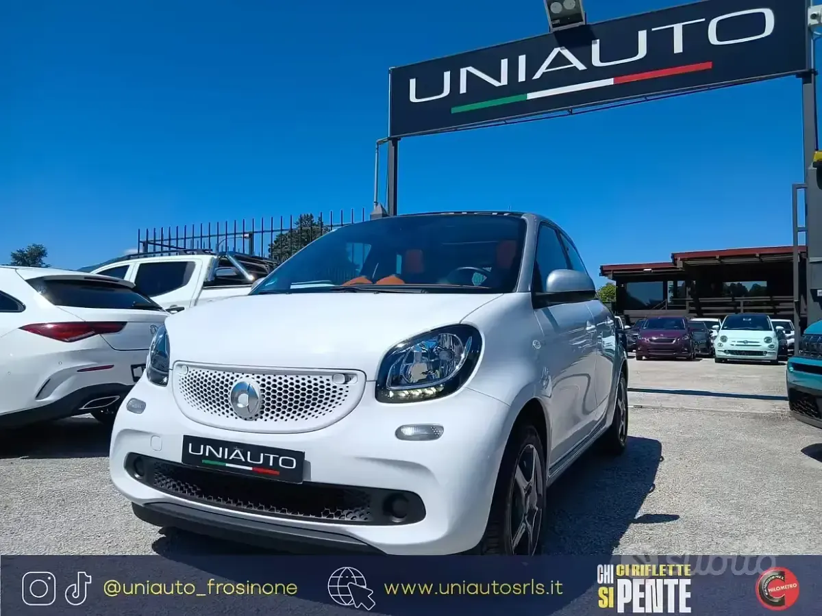Usata Smart ForFour Passion 71 CV (52 kW) 2015 Bianco Utilitaria