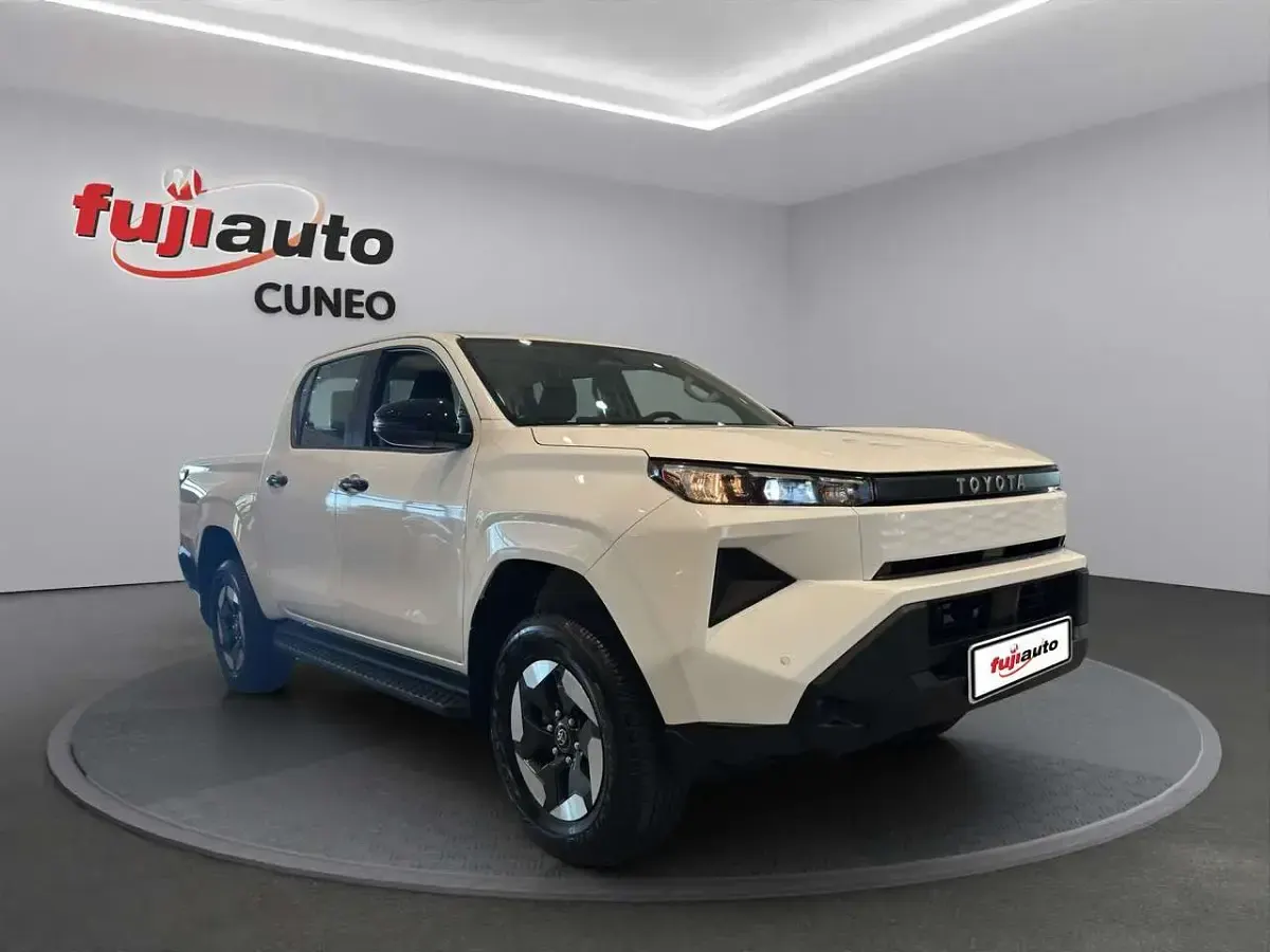 Nuova Toyota HiLux 211 kW (287 CV) 2026 Bianco Pick-up