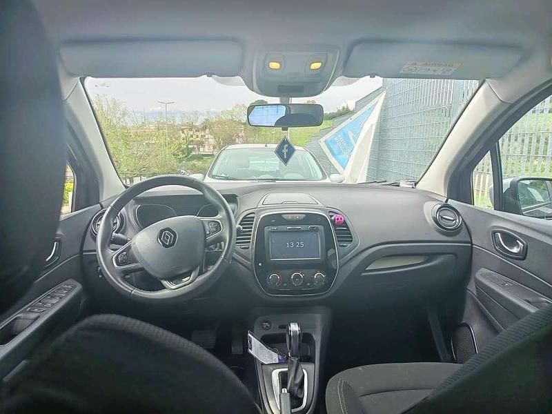 Usata Renault Captur 90 CV (66 kW) 2019 Nero SUV