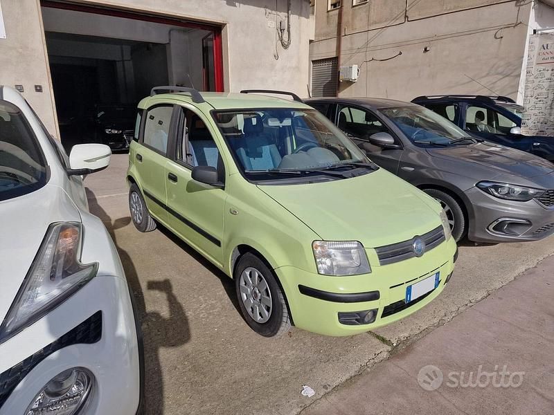 Usata Fiat Panda Dynamic 60 CV (44 kW) 2005 Verde Utilitaria