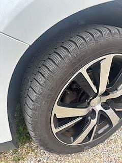 Usata Peugeot 2008 Allure 92 CV (67 kW) 2014 Bianco SUV