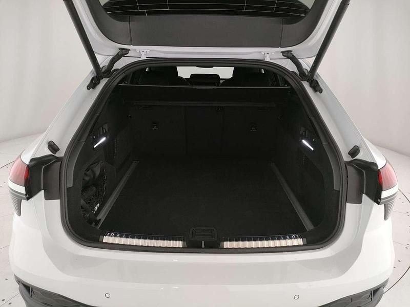 Usata Audi A6 S-Line 204 CV (150 kW) 2025 Bianco ghiaccio Station wagon