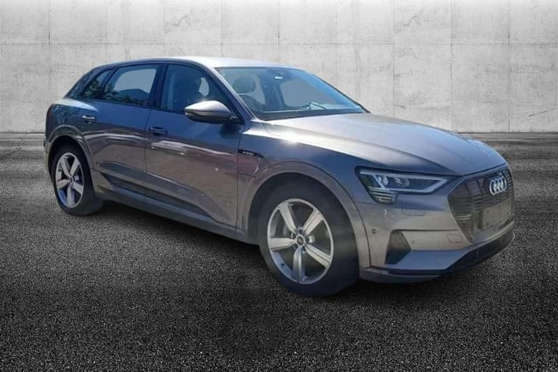 Usata Audi e-tron 158 kW (215 CV) 2021 Grigio SUV