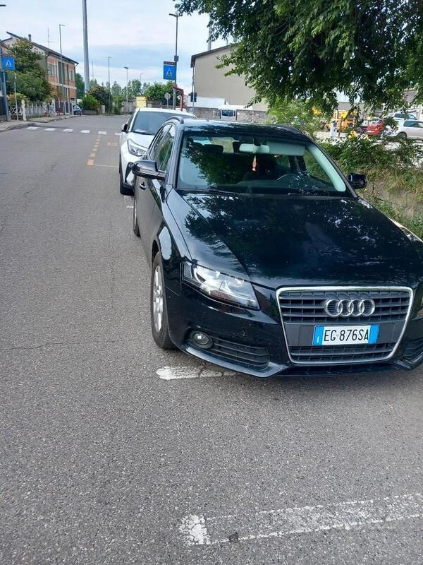 Usata Audi A4 120 CV (88 kW) 2011 Nero Station wagon