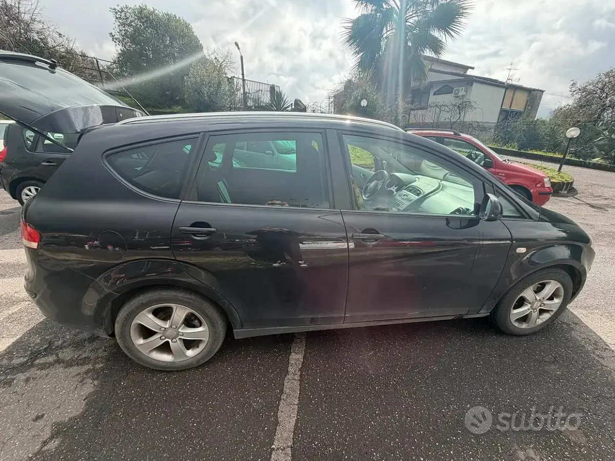 Usata Seat Altea Stylance 105 CV (77 kW) 2007 Nero Monovolume