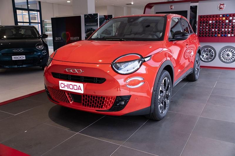Nuova Fiat 600 La Prima 100 CV (73 kW) 2025