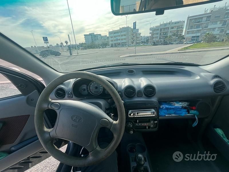 Usata Hyundai Atos 63 CV (46 kW) 2007 Blu Utilitaria