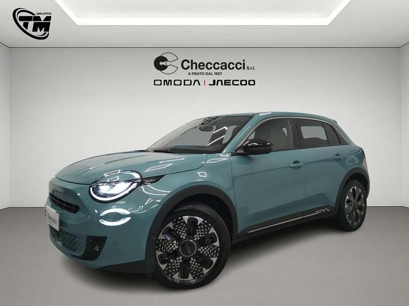 Verde Usata 2025 Fiat 600 La Prima SUV | 22.490 € - Immagine 1/4