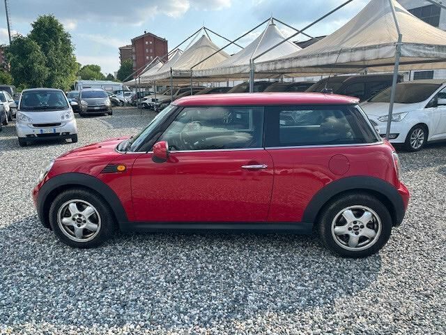 Usata Mini ONE 95 CV (69 kW) 2010 Rosso Utilitaria