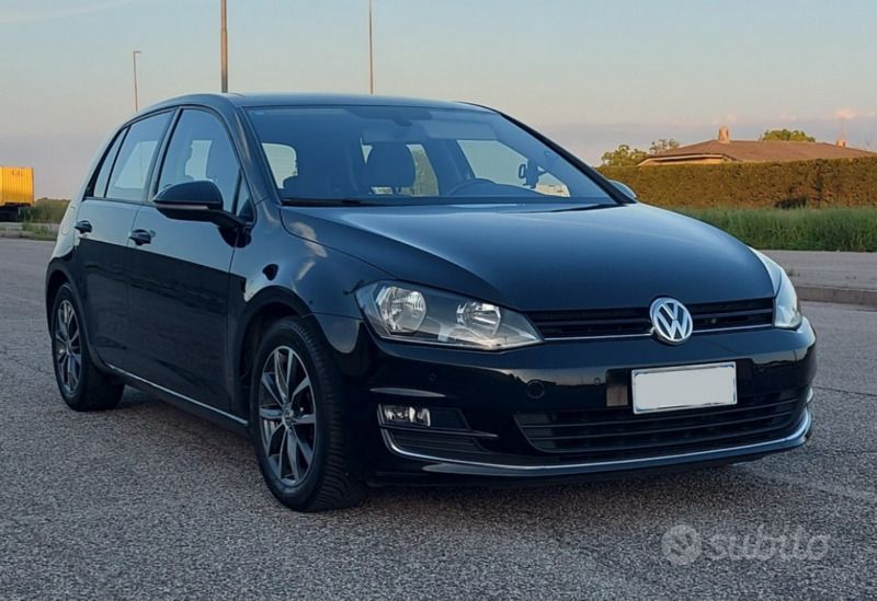 Usata VW Golf VII Highline 110 CV (80 kW) 2015 Nero Berlina